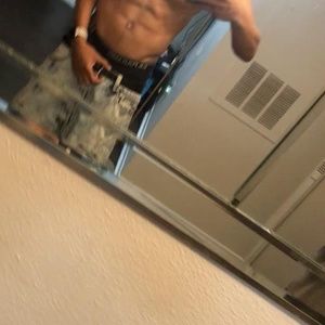 Meet your Posher, Airic